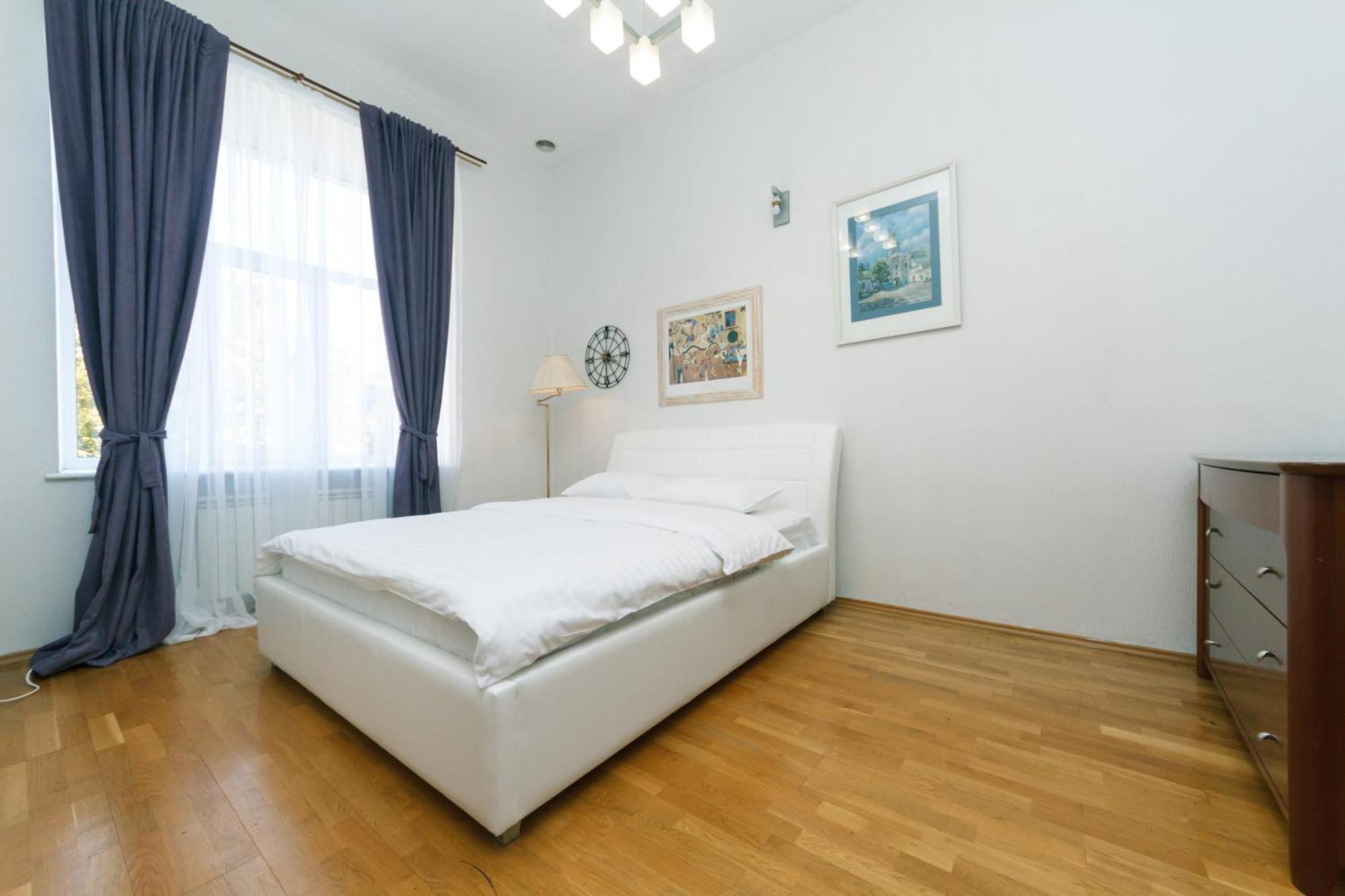 Lux Near Maidan, Khreschutyk 3Br Apartamento Kiev Exterior foto