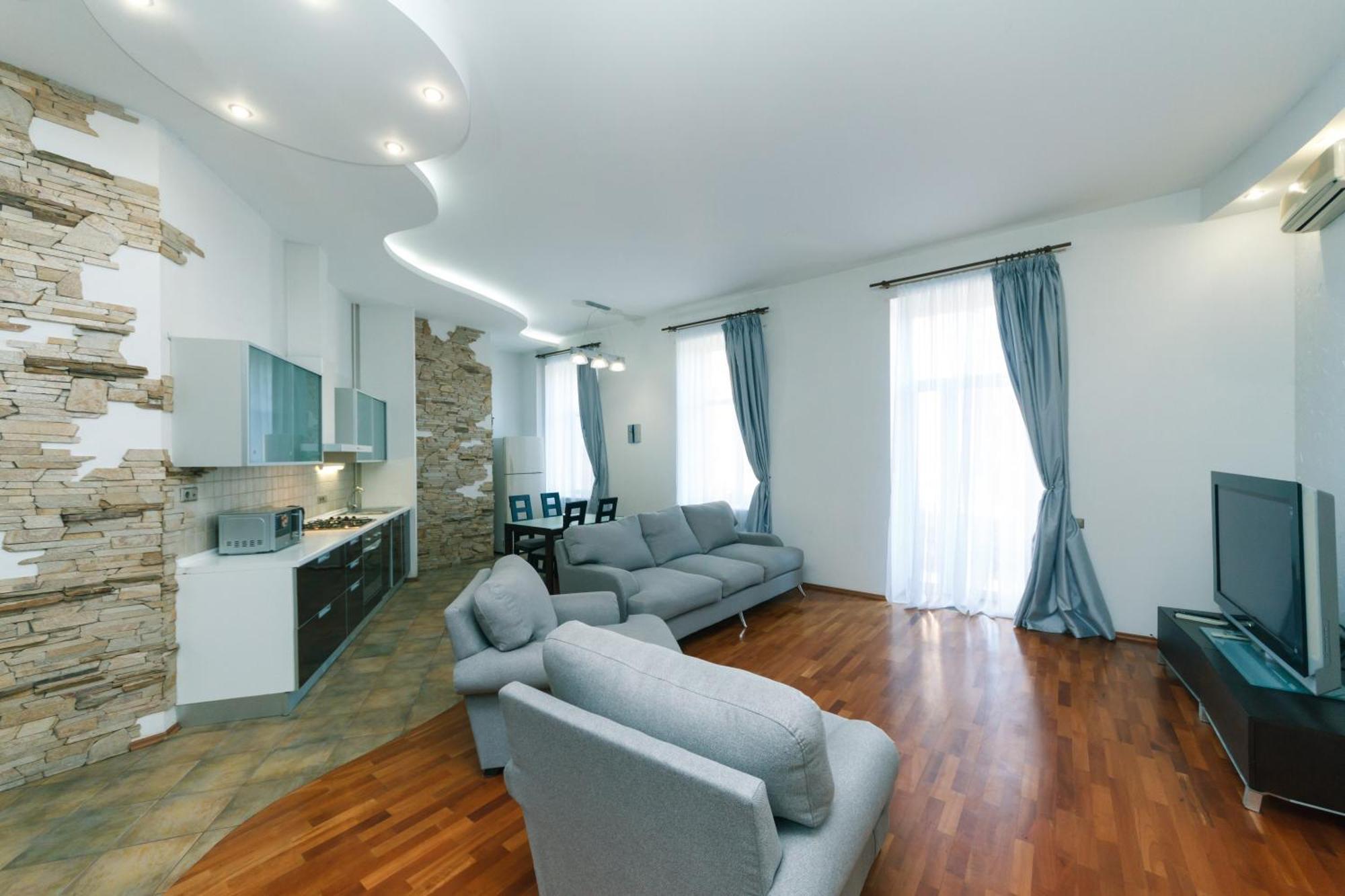 Lux Near Maidan, Khreschutyk 3Br Apartamento Kiev Exterior foto