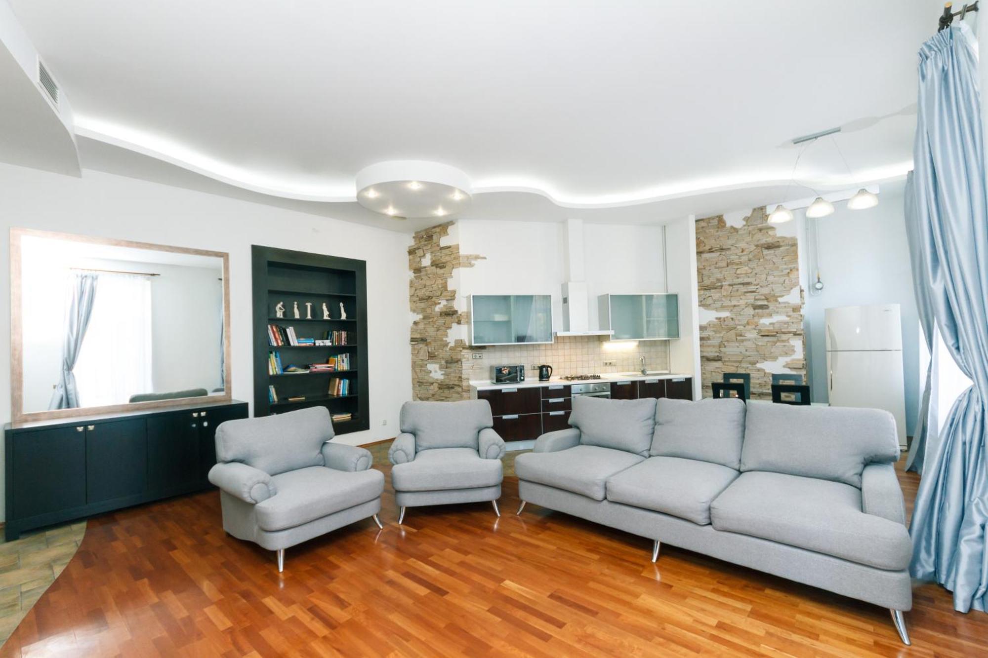 Lux Near Maidan, Khreschutyk 3Br Apartamento Kiev Exterior foto